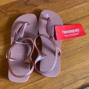 Havaianaa flip flops